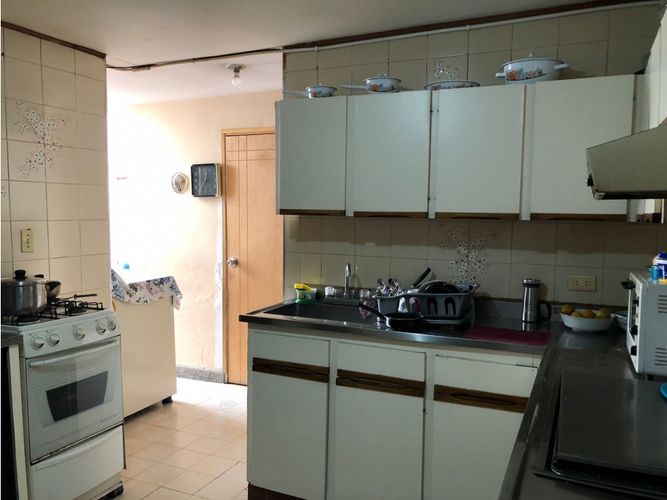 Apartaestudio en  Venta en Estadio, Medellín - Miniatura 5