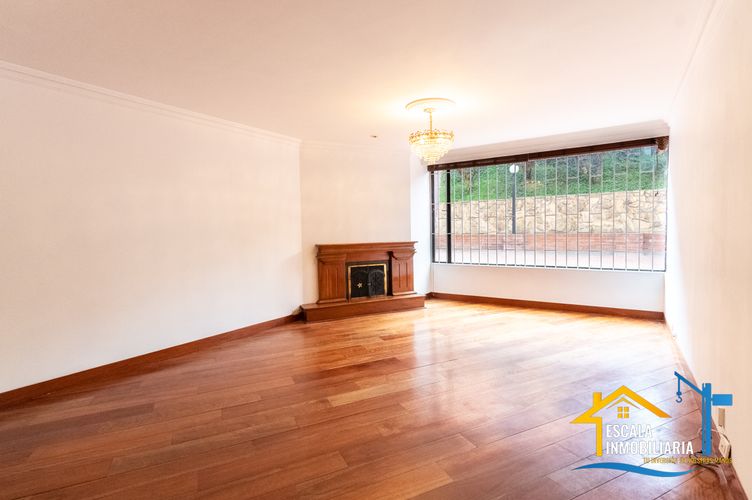 Apartamento en  Venta en Niza, Bogotá - Miniatura 2