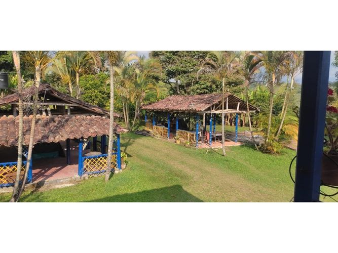 Finca en venta en Barcelona alta, Circasia - Miniatura 4