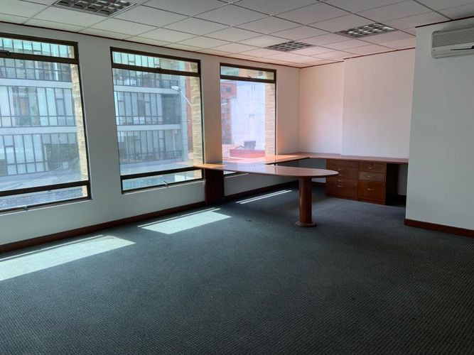 Oficina en  Arriendo en Chico norte, Bogotá - Miniatura 3