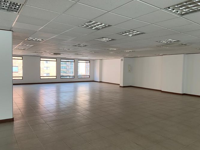 Oficina en  Arriendo en Chico norte, Bogotá - Miniatura 6