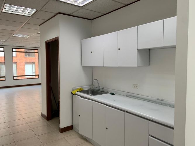 Oficina en  Arriendo en Chico norte, Bogotá - Miniatura 7