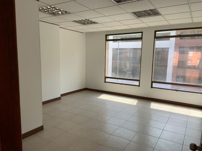 Oficina en  Arriendo en Chico norte, Bogotá - Miniatura 11