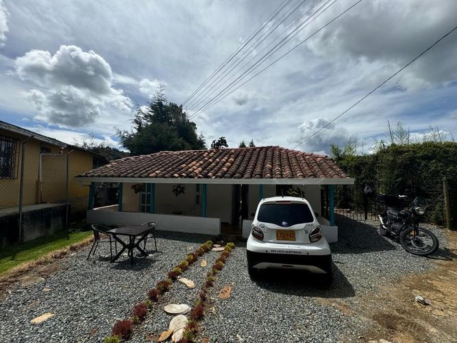 Finca en  Arriendo en Santa Elena, Rionegro - Miniatura 7