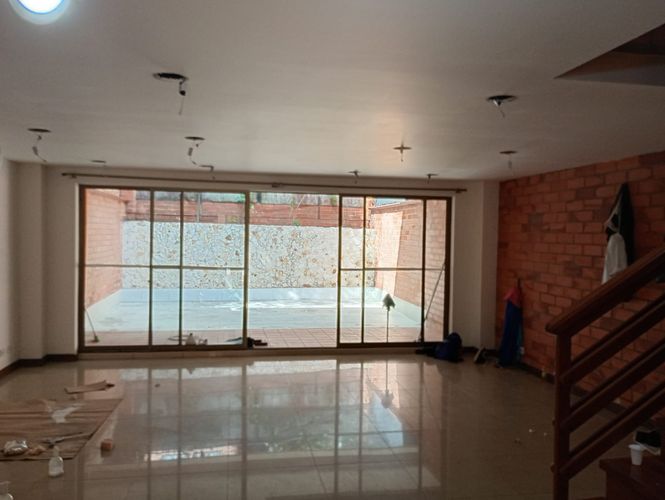 Casa en  Arriendo en Suramérica, Itaguí - Imagen 1