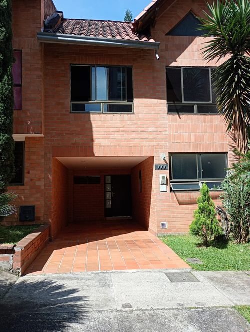 Casa en  Arriendo en Suramérica, Itaguí - Miniatura 3