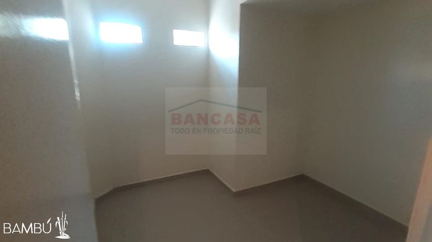 Apartaestudio en  Arriendo en Manrique Central, Medellín - Miniatura 3