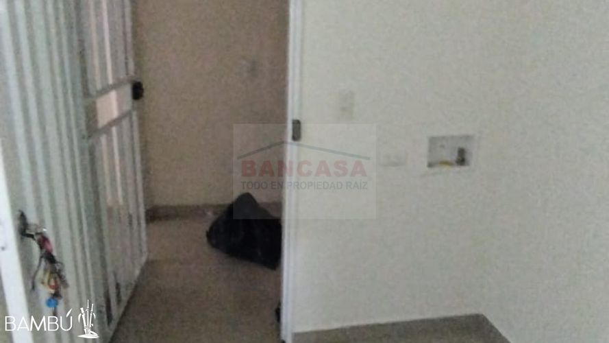 Apartaestudio en  Arriendo en Manrique Central, Medellín - Miniatura 4