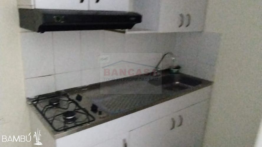 Apartaestudio en  Arriendo en Manrique Central, Medellín - Imagen 1