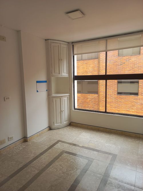 Oficina en  Arriendo en Santa Barbara, Bogotá - Miniatura 7