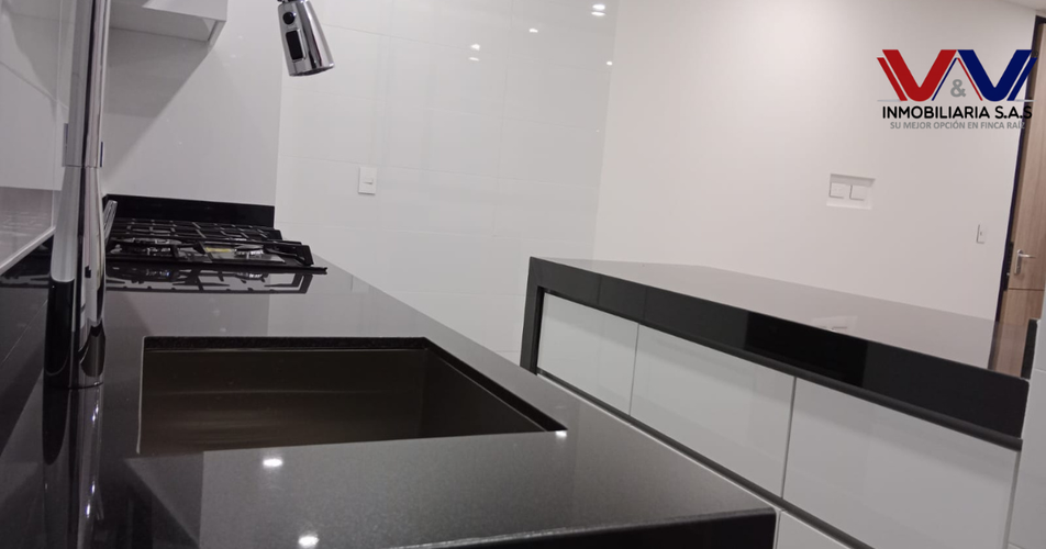 Apartaestudio en  Venta en Santa barbara central, Bogotá - Miniatura 3