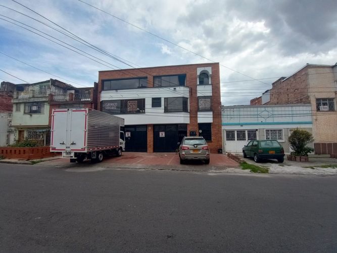 Edificio en  Arriendo en El rosario, Bogotá - Miniatura 2
