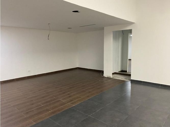 Local en  Arriendo en Mirandela, Bogotá - Miniatura 4