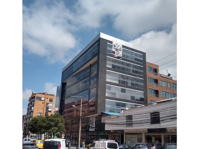 Edificio en  Arriendo en El chico, Bogotá - Imagen 1