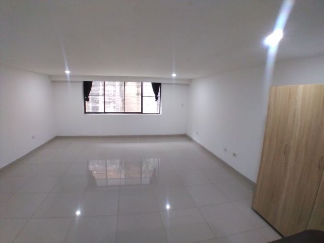 Apartaestudio en  Arriendo en Santa teresita, Cali - Miniatura 2