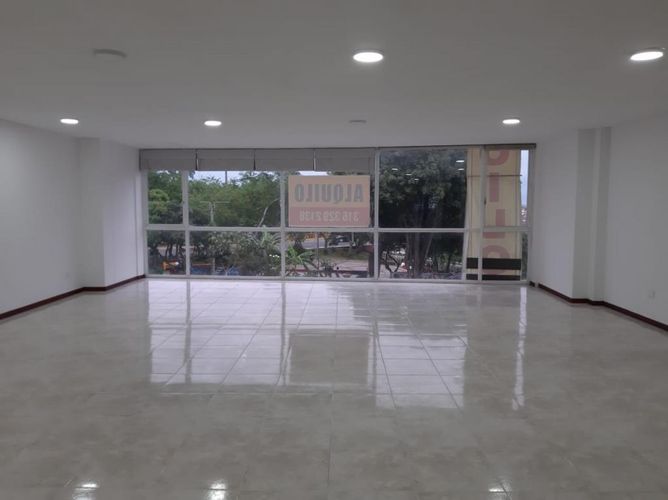 Edificio en  Arriendo en Cali - Miniatura 4