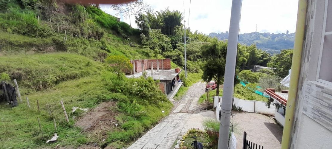 Apartaestudio en arriendo en El arenillo parte, Manizales - Miniatura 3