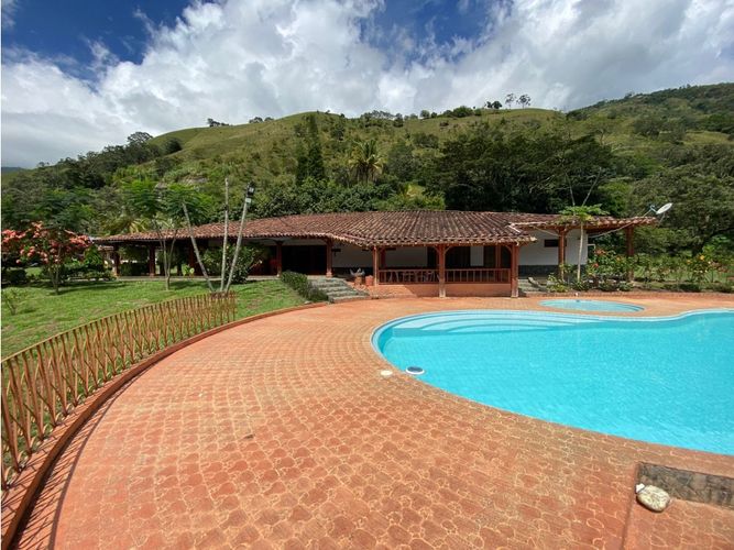 Finca en  Arriendo en Barbosa - Miniatura 22