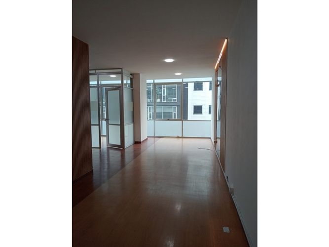 Oficina en  Arriendo en Zona chapinero, Bogotá - Miniatura 2
