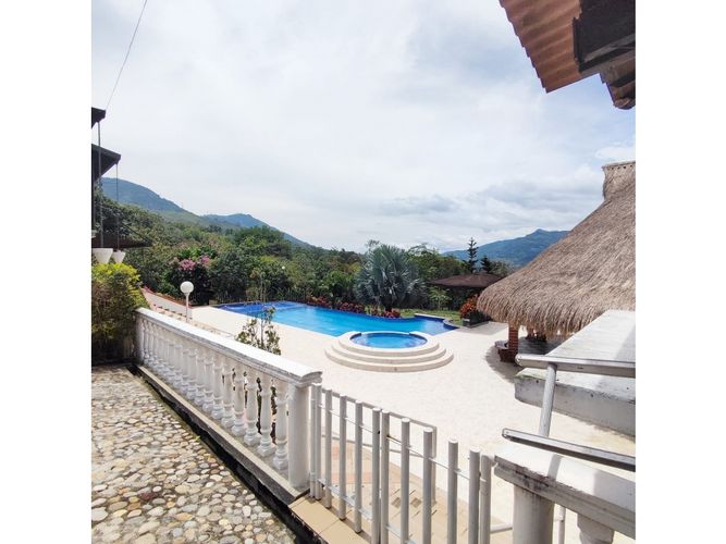 Finca en venta en Barbosa - Miniatura 3