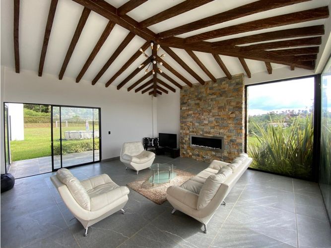 Finca en venta en Marinilla - Miniatura 2