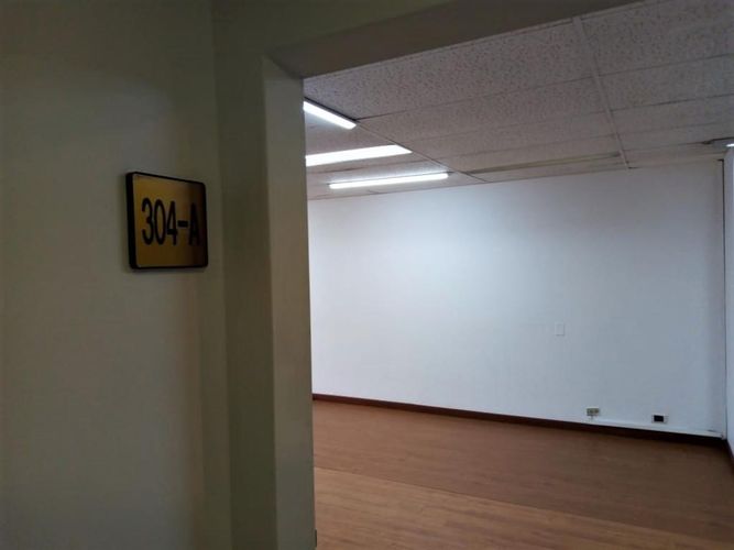 Oficina en venta en Antiguo country, Bogotá - Imagen 1