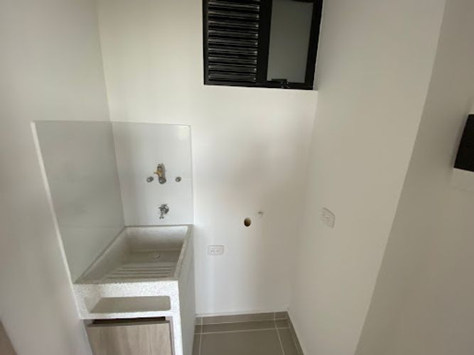 Apartamento en  Arriendo en Alcaravanes, Marinilla - Imagen 1