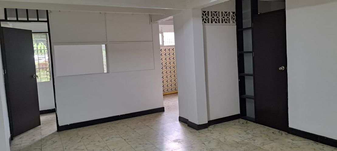 Apartamento en  Venta en El limonar, Cali - Miniatura 2