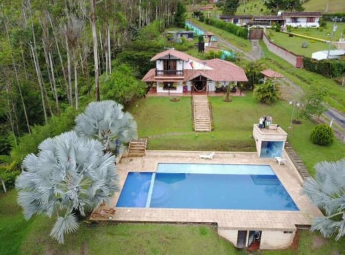 Finca en  Arriendo en Altos del rosario - Imagen 1