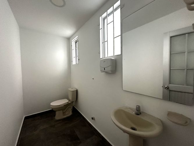 Oficina en  Venta en Alcazares, Bogotá - Miniatura 24