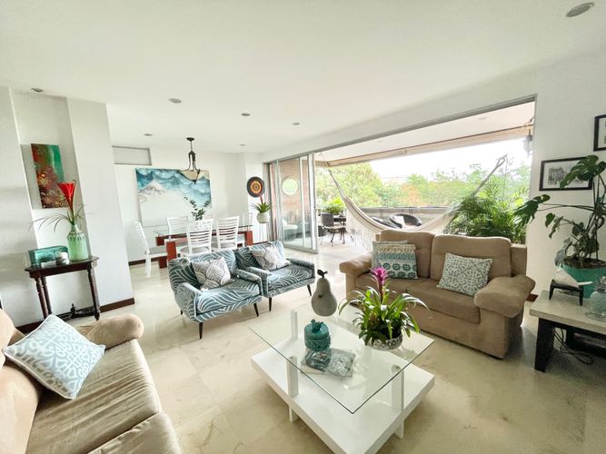 Apartamento en  Venta en Cristales, Cali - Miniatura 2