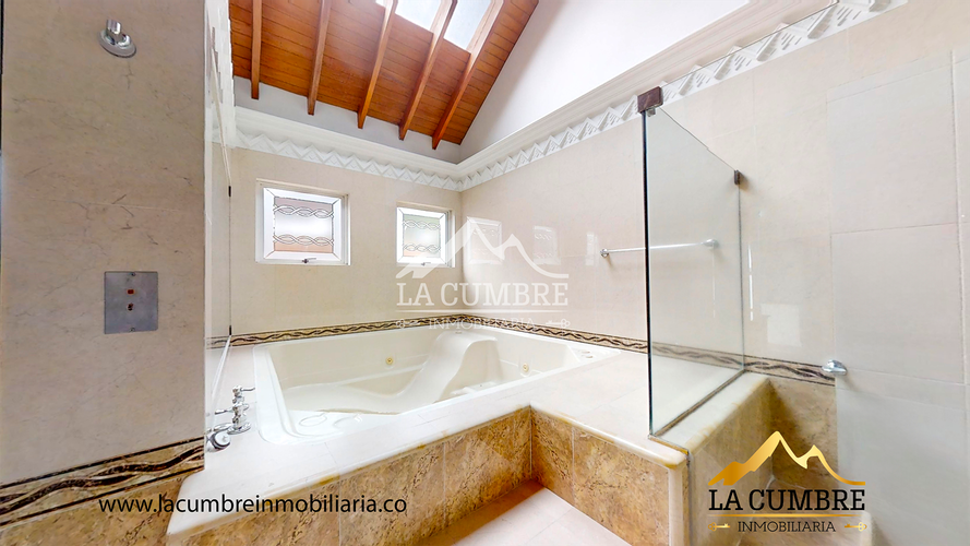 Casa en  Arriendo en San Lucas, Medellín - Miniatura 24