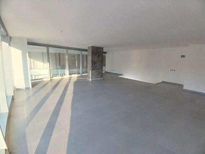 Local en  Arriendo en Las Cometas, Envigado - Miniatura 4