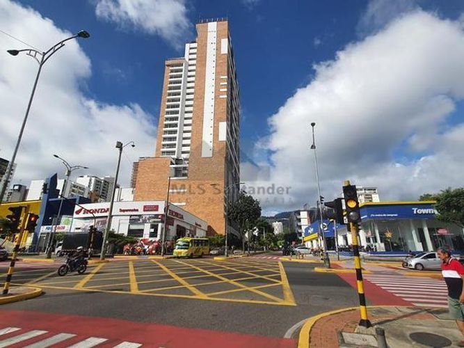 Oficina en  Arriendo en Mejoras publicas, Bucaramanga - Miniatura 17