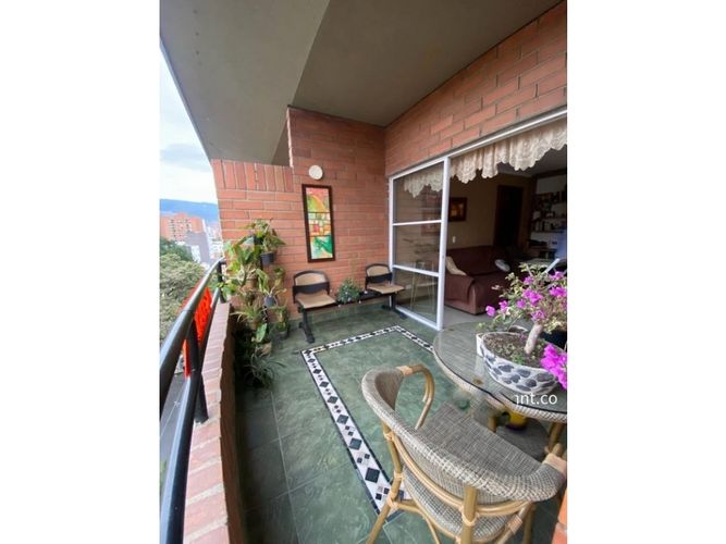 Apartaestudio en  Venta en Estadio, Medellín - Miniatura 2