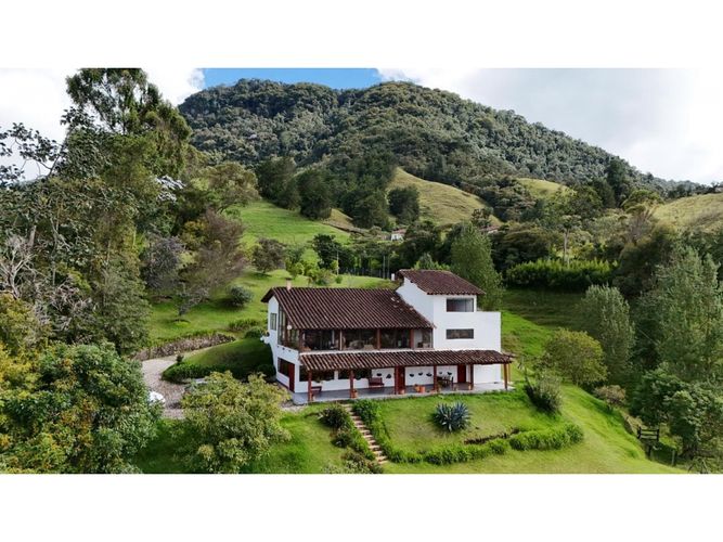 Finca en  Arriendo en Lomitas, La ceja - Miniatura 4