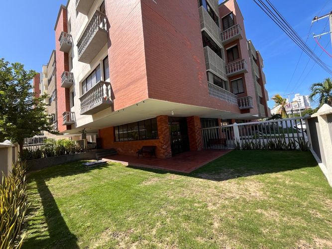 Apartamento en  Venta en Altos de riomar, Barranquilla - Miniatura 3