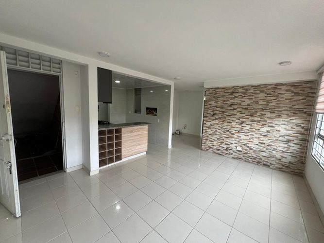 Apartamento en  Venta en San pedro, Madrid - Miniatura 2