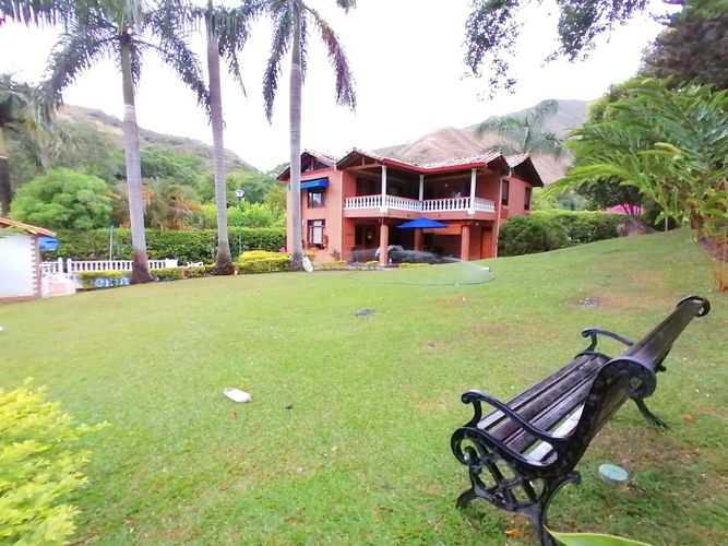 Finca en  Arriendo en Quimbaya - Miniatura 3