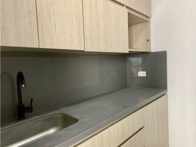 Oficina en  Venta en Las casitas, Envigado - Miniatura 3