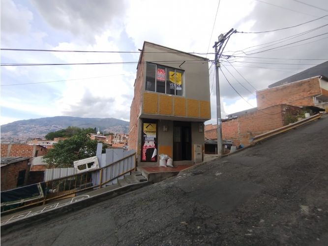 Apartaestudio en  Venta en Medellín - Miniatura 3