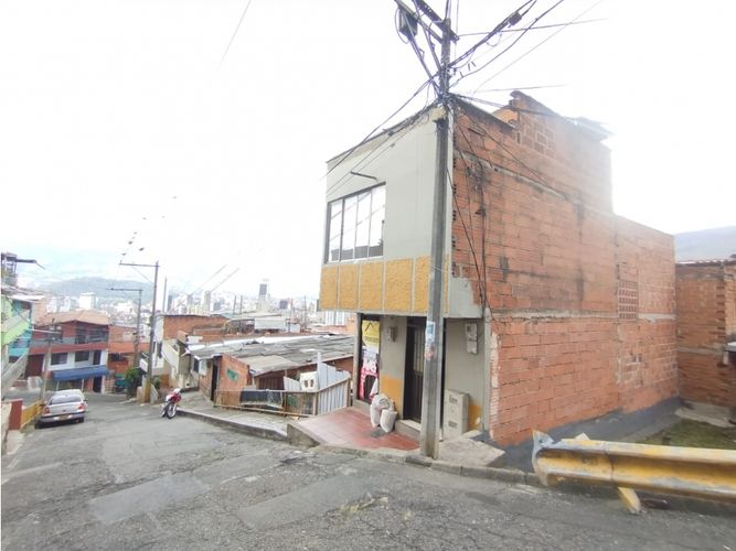 Apartaestudio en  Venta en Medellín - Miniatura 4
