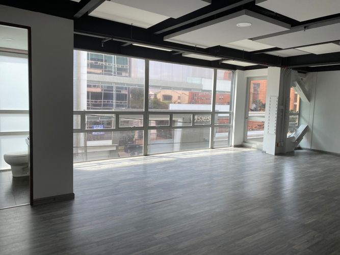 Oficina en  Arriendo en Bogotá - Miniatura 2