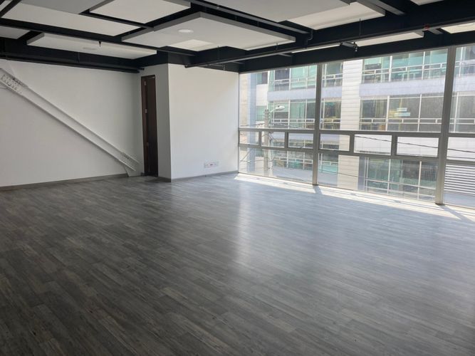 Oficina en  Arriendo en Bogotá - Miniatura 4