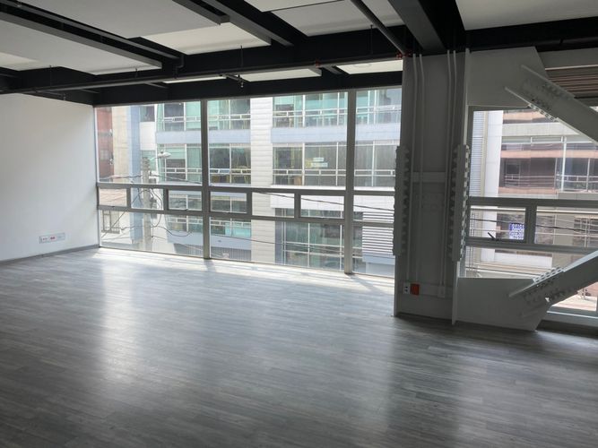 Oficina en  Arriendo en Bogotá - Miniatura 6