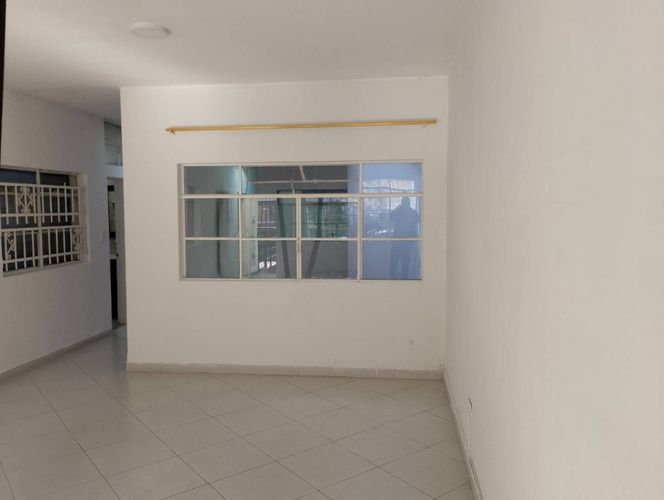 Oficina en  Arriendo en La floresta, Medellín - Imagen 1