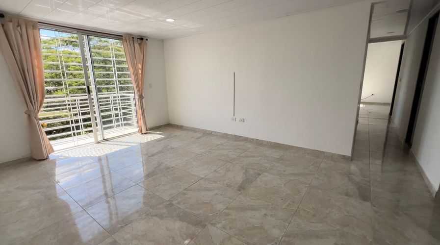Apartamento en  Venta en Restrepo - Miniatura 2