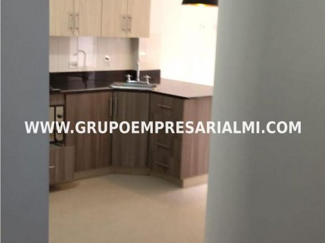 Apartaestudio en  Arriendo en Calle larga, Sabaneta - Miniatura 5
