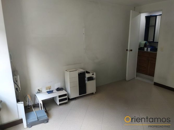 Oficina en  Arriendo en El Poblado, Medellín - Miniatura 3