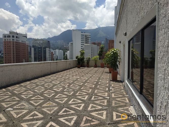 Oficina en  Arriendo en El Poblado, Medellín - Miniatura 14